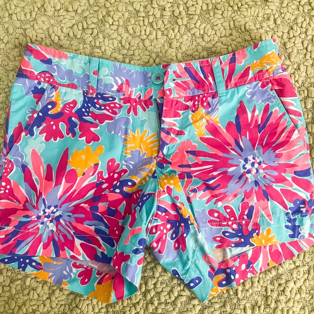 Lilly Pulitzer Shorts Patterend